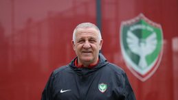 Mesut Bakkal: Yarım Kalan Hikayeyi Tamamlamaya Geldim!