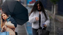 Meteoroloji Uyardı: G&uuml;&ccedil;l&uuml; Sağanak ve Fırtına Yolda | Bu İllerde Dikkat: Sel, Su Baskını, Yıldırım, Yerel Dolu Yağışı, Heyelan…