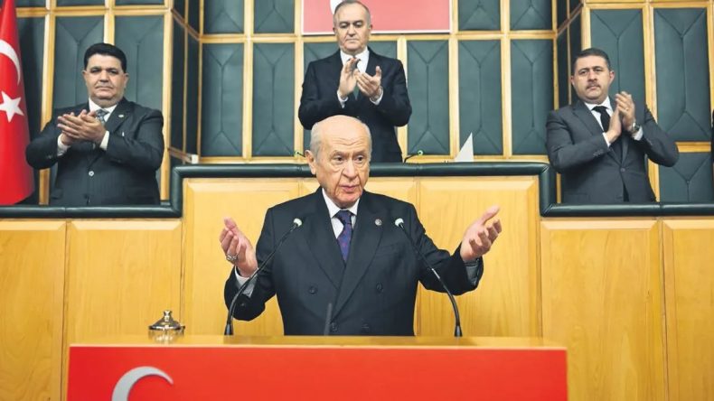 MHP Genel Başkanı Bah&ccedil;eli, Grup Toplantısında A&ccedil;ıklamalar Yaptı: "Yolumdan D&ouml;nmem"