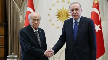 MHP Genel Başkanı Devlet Bah&ccedil;eli'den Başkan Erdoğan'a 72. Doğum G&uuml;n&uuml; S&uuml;rprizi