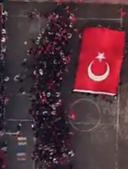 Milli Eğitim Bakanı Tekin, Kastamonu'daki Anaokulu &Ouml;ğrencilerinin Bayrak Sevgisini Paylaştı