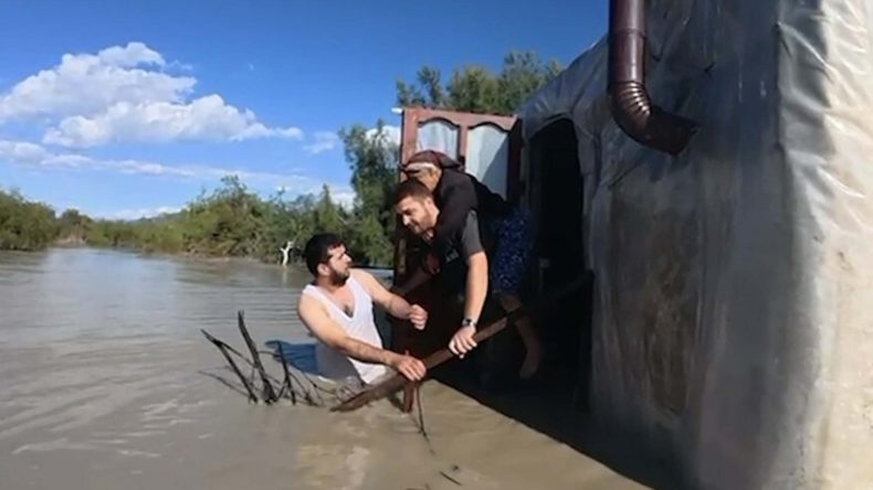 Muğla'da Su Basan Barakada Mahsur Kalan 90 Yaşındaki Kadın Kurtarıldı