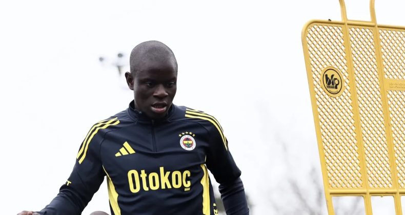 N'Golo Kante, Fenerbah&ccedil;e'de İlk Antrenmanını Ger&ccedil;ekleştirdi