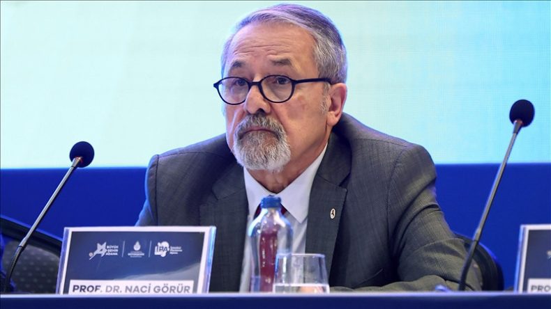 Naci G&ouml;r&uuml;r'den Vezirk&ouml;pr&uuml; depremi değerlendirmesi