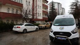 Nevşehir'de Eş Dehşeti! Boşanma S&uuml;recindeki Eşini Bı&ccedil;akladı, Ka&ccedil;arken Niğde'de Yakalandı