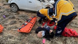 Nevşehir'de Eşini Bı&ccedil;aklayarak Ka&ccedil;tı: Niğde&rsquo;de Kaza Yapınca Yakalandı!