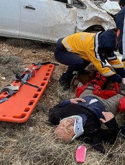 Nevşehir'de Eşini Bı&ccedil;aklayarak Ka&ccedil;tı: Niğde&rsquo;de Kaza Yapınca Yakalandı!