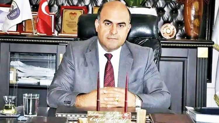 Oğul, Eski Belediye Başkanı'nı Baltayla Hayatını Kaybettirdi