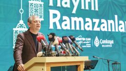 &Ouml;zg&uuml;r &Ouml;zel, Ramazan Etkinlikleri &Uuml;zerine Uyardı: Siyasete Alet Etmeye &Ccedil;alışıyorlar