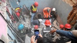 Pakistan'da Patlama: 16 Kişi Hayatını Kaybetti