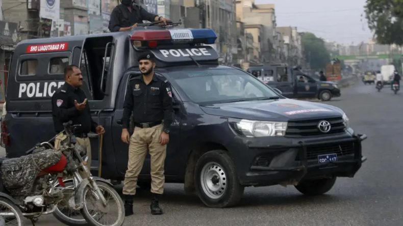 Pakistan&rsquo;da 2 Ayrı Kanlı Olay &Uuml;lkeyi Sarstı: 8 &Ouml;l&uuml;