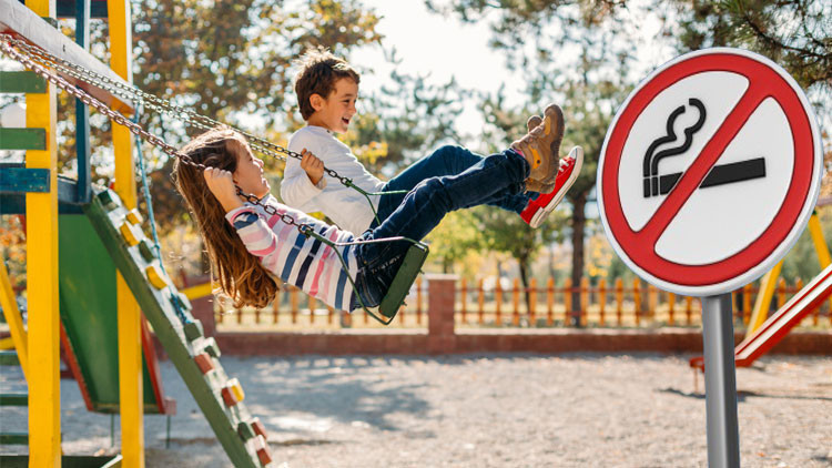 Parklarda, AVM &Ouml;nlerinde ve Kış Bah&ccedil;elerinde Sigara İ&ccedil;mek Yasak! Pasif İ&ccedil;iciliği Azaltmanın &Ouml;nemi Nedir? I 5 Soru 5 Yanıt