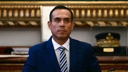 Peru'da Ge&ccedil;ici Devlet Başkanı Jeri G&ouml;revden Alındı