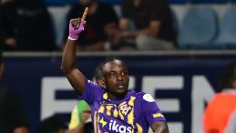 Prince Ampem, S&uuml;per Lig'den &Ccedil;in'e Ge&ccedil;iş Yaptı