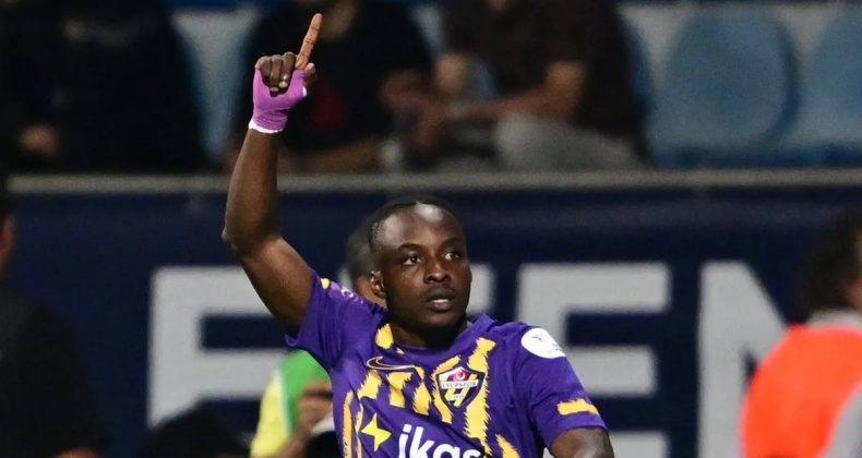 Prince Ampem, S&uuml;per Lig'den &Ccedil;in'e Ge&ccedil;iş Yaptı