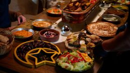 Ramazan Sofralarında İsrafı &Ouml;nlemek İ&ccedil;in &lsquo;Yarı Fiks Men&uuml;&rsquo; Uygulaması