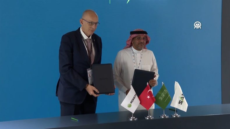 ROKETSAN, Milli F&uuml;zelerle Suudi Arabistan'da Yeni S&ouml;zleşmeler İmzaladı