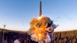 Rus İstihbaratından &Ccedil;arpıcı İddia: İngiltere Ukrayna'ya N&uuml;kleer Bomba Vermeyi Planlıyor