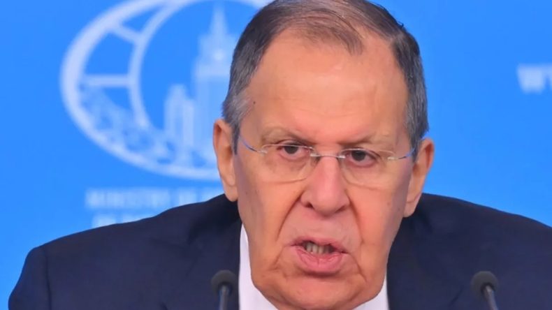 Rusya Dışişleri Bakanı Lavrov, İranlı Mevkidaşı Erak&ccedil;i ile Bir Araya Geldi