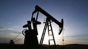 Rusya K&uuml;ba&rsquo;ya Petrol G&ouml;nderecek