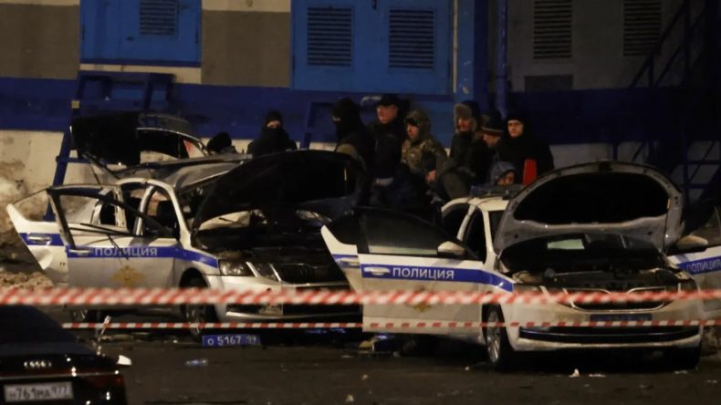 Rusya&rsquo;da Devriye Aracına Bombalı Saldırı: Bir Kişi Hayatını Kaybetti