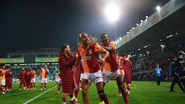 Sacha Boey, 749 G&uuml;n Aradan Sonra Galatasaray'a Geri D&ouml;nd&uuml;!