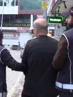 Sahte İkamet İzni Ağı &Ccedil;&ouml;kerildi! 8 İlde D&uuml;zenlenen Operasyonda 51 Kişi G&ouml;zaltında