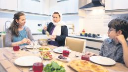 Sahurda Protein ve Lif İ&ccedil;eren Besinler T&uuml;ketin