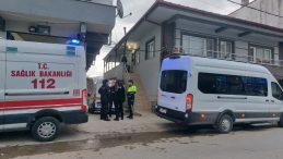Sakarya'da Şok Olay! Emekli Polis Eşini ve MHP İl&ccedil;e Başkanını Vurdu