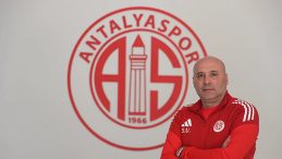 Sami Uğurlu: "Bu takım i&ccedil;eride ma&ccedil; kaybetmediği s&uuml;rece ligde kalacaktır"