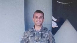 Şanlıurfalı Uzman &Ccedil;avuş Evinde Hayatını Kaybetti