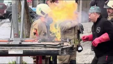 Sarıyer'de Elektrikli Aracın Bataryasının Patladığı Anlar Kamerada