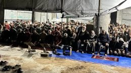 Savaşın G&ouml;lgesinde Ramazan Coşkusu: Gazze'de İlk Teravih Namazı Kılındı