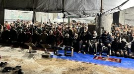 Savaşın G&ouml;lgesinde Ramazan Coşkusu: Gazze'de İlk Teravih Namazı Kılındı