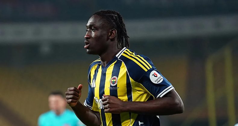Sidiki Cherif, İlk Sahne Deneyimini Yaşadı