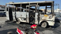 Sığındığı Otob&uuml;ste Yanarak Hayatını Kaybetti