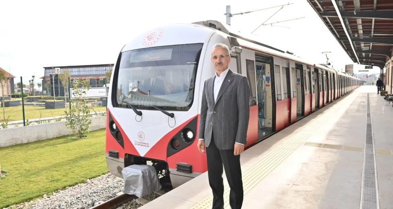 Sirkeci-Kazlı&ccedil;eşme Hattı İki Yılda 8 Milyon Yolcu Taşıdı