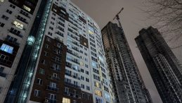 Site Koridorunda Gizemli &Ouml;l&uuml;m: Esenyurt'ta &Ccedil;ifte Cinayet Soruşturması Başlatıldı!