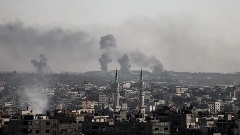 Siyonist İsrail'in Gazze Şeridi'ne Saldırıları S&uuml;r&uuml;yor: Can Kaybı 72.070'e Ulaştı