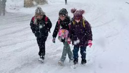 SON DAKİKA: Bug&uuml;n okullar tatil mi? 26 Şubat kar tatili ilan edilen il ve il&ccedil;eler listesi tam liste