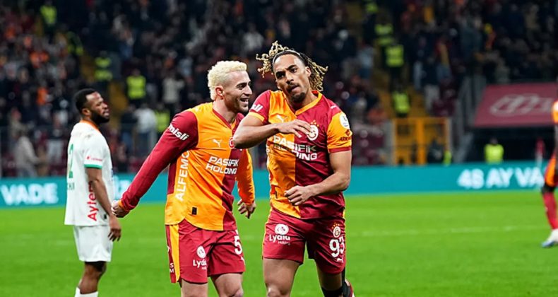 Son dakika haberi: Galatasaray derbi &ouml;ncesi hata yapmadı! Alanyaspor karşısında 3 golle galip