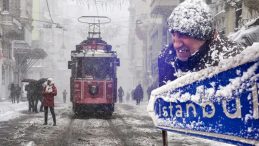 SON DAKİKA | İstanbul'a Yoğun Kar Yağışı Bekleniyor! Meteoroloji 5 G&uuml;nl&uuml;k Hava Durumu Raporunu A&ccedil;ıkladı!