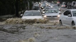 SON DAKİKA | Meteoroloji'den kritik uyarı: Fırtına ve sağanak kuvvetli bir şekilde geliyor! 49 il i&ccedil;in alarm verildi&hellip;