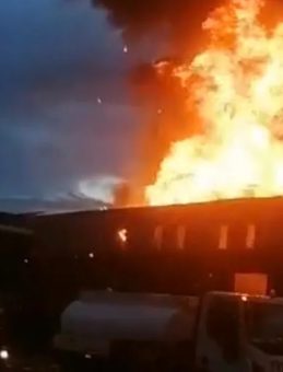 SON DAKİKA | Ordu'da endişe verici yangın: Market deposu ve iş yeri alev aldı!