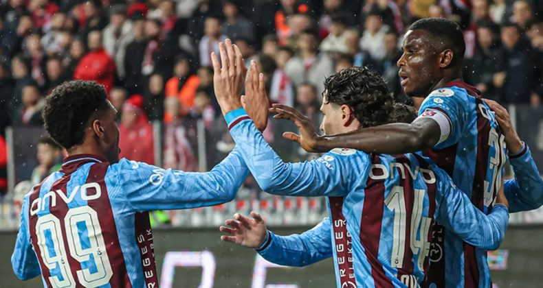 SON DAKİKA | Trabzonspor, Karadeniz derbisini kazandı! Samsunspor evinde ağır yenildi