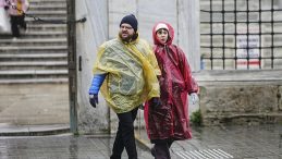 SON DAKİKA&hellip; Meteoroloji&rsquo;den İstanbul dahil 31 il i&ccedil;in uyarı! Kar ve fırtına Balkanlar'dan geliyor…