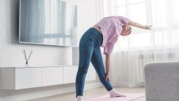 Spor Salonuna Gitmeyenler İ&ccedil;in Atıştırmalık Egzersizler