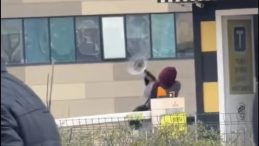 Taksi Durağında Şok Anlar: Sağlık &Ccedil;alışanı İle Durağın Arasındaki Kargaşa!