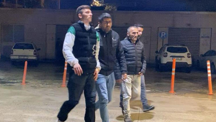 Tartıştığı Arkadaşının Kafatasını Kırdı!