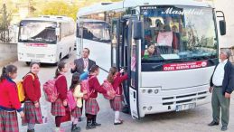 Taşımalı Eğitimde 'Tersine' Model: &Ouml;ğrenci Değil, &Ouml;ğretmen Taşınabilir